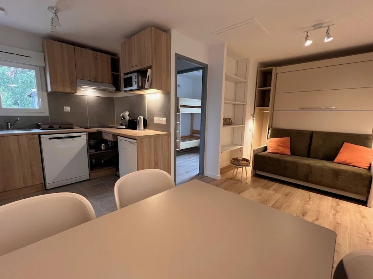 VVF Méjannes Gard, Méjannes le Clap