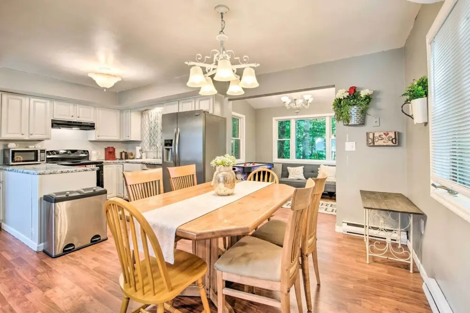 Poconos House w/ Large Deck, Gas Grill & Fire Pit!