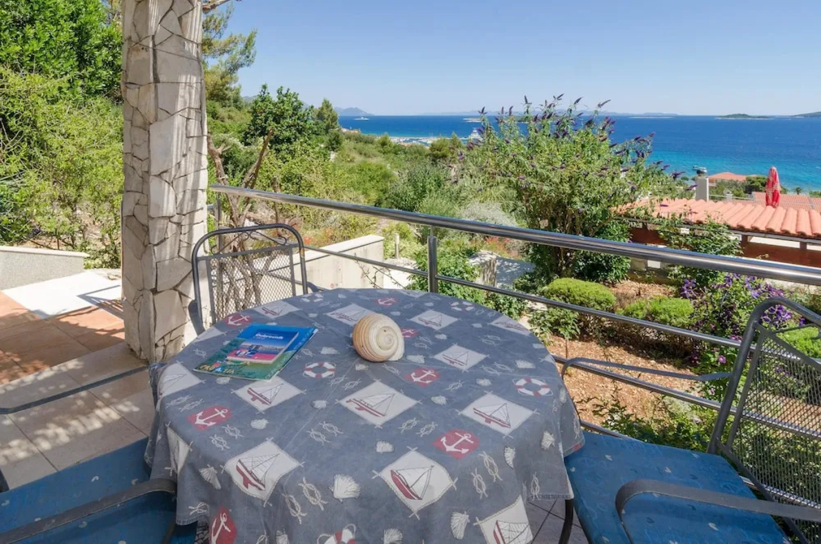 Apartments Villa Karmen