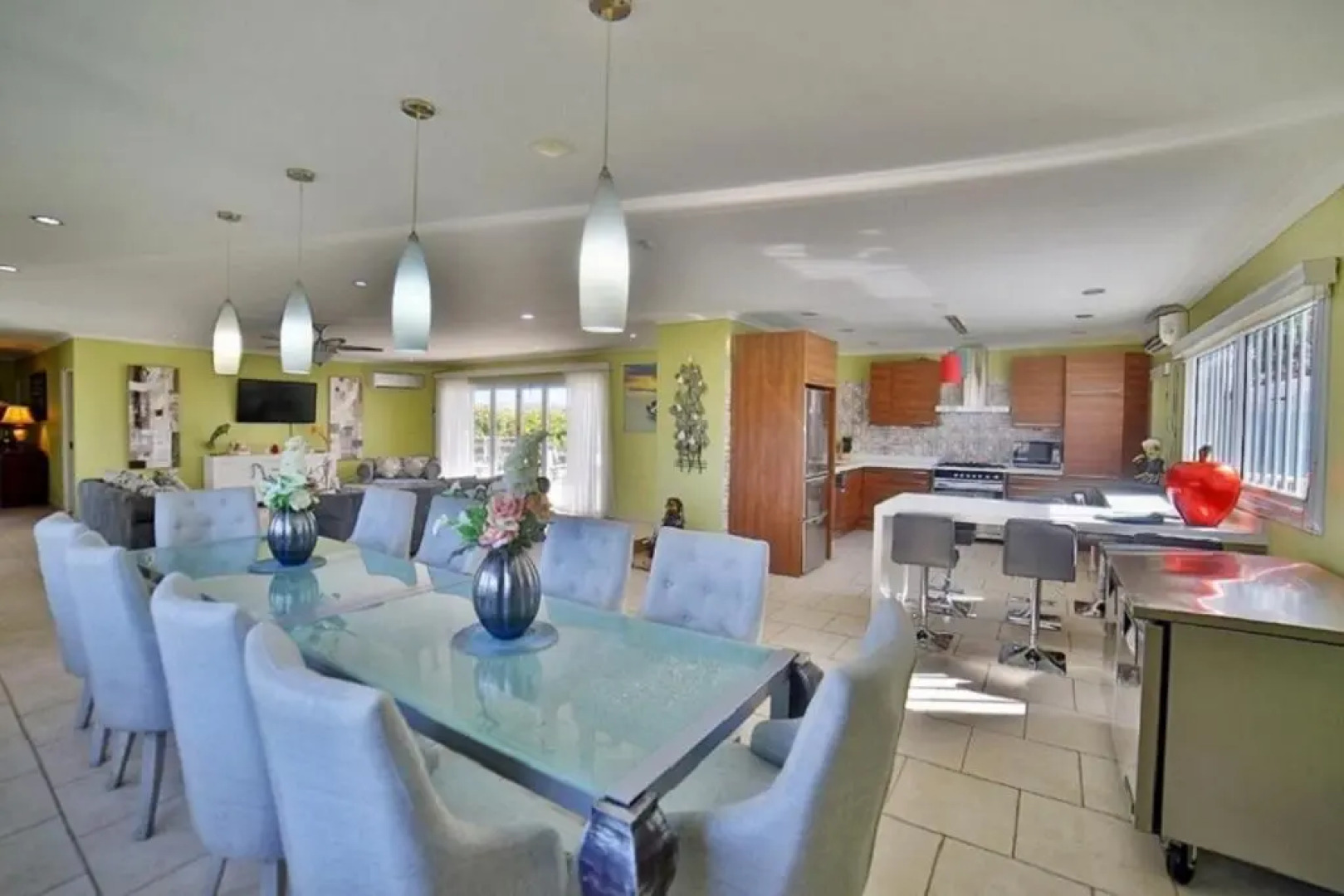 A Ocean View Malmok Villa