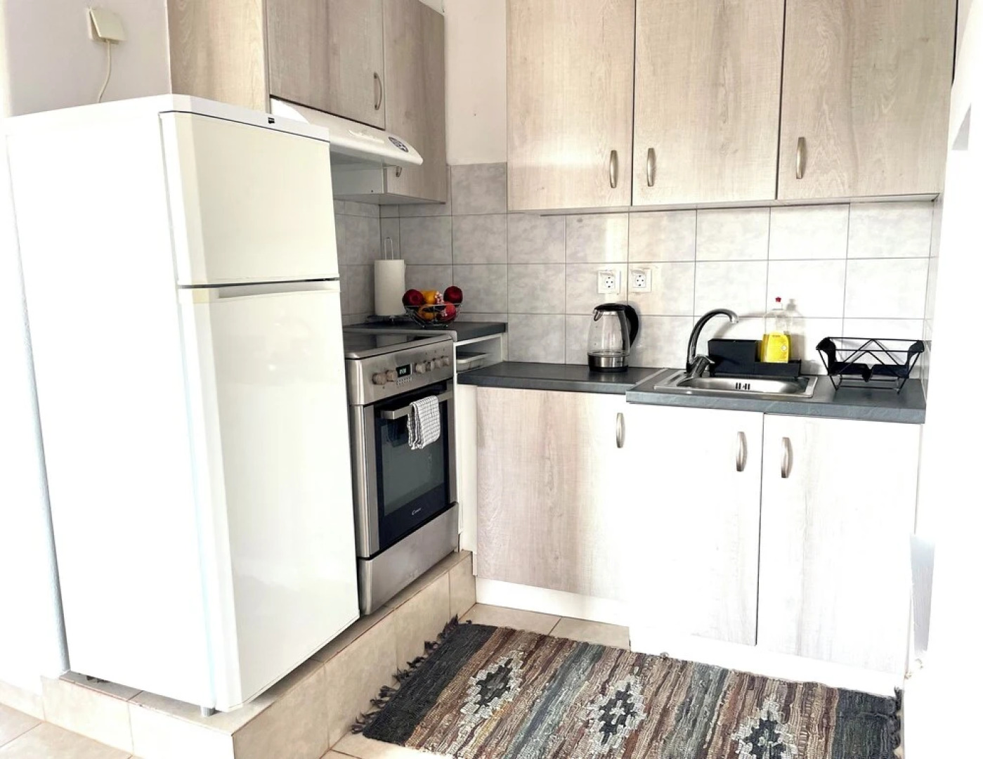 Gorgeous White Marsis Apartment in Paros