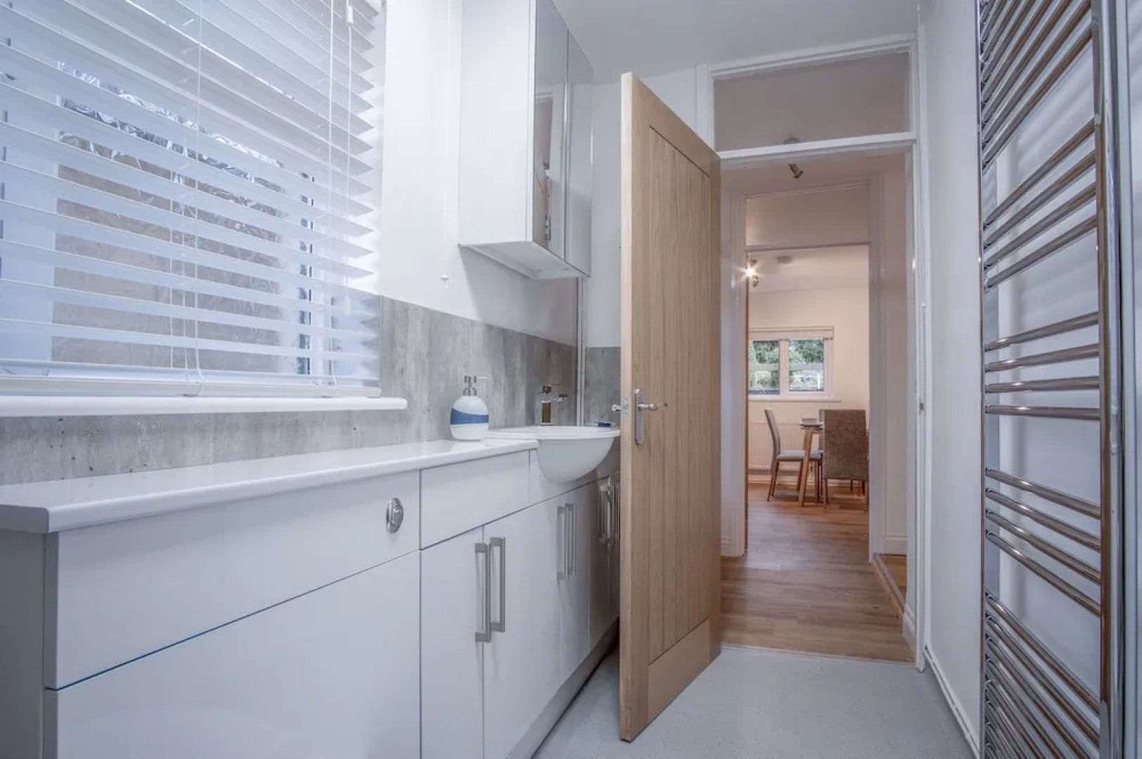 Holloway - 2 Bedroom Cottage - Stepaside