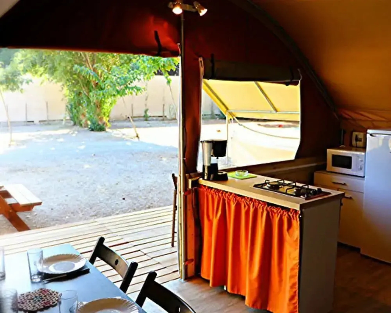 Camping Rives Des Corbieres