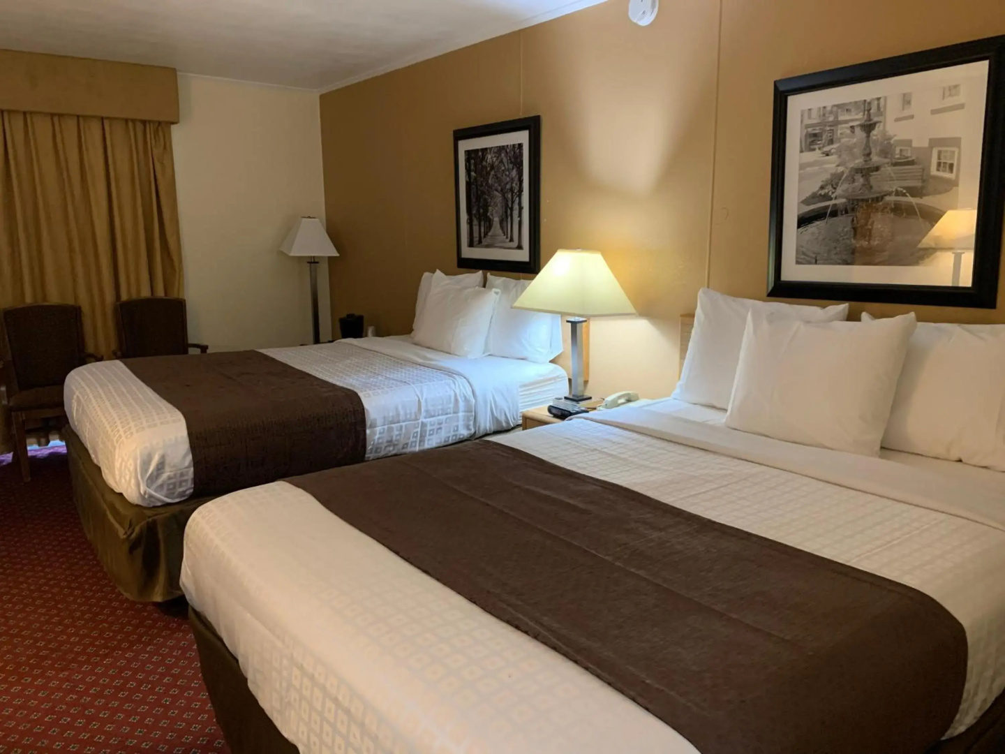 Red Carpet Inn and Suites Ebensburg
