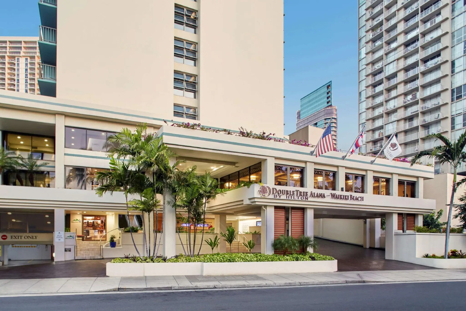 DoubleTree by Hilton Hotel Alana - Waikiki Beach