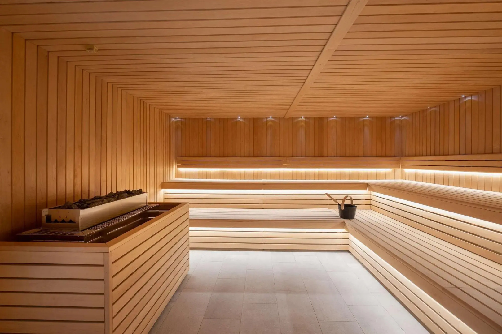 GOLDEN TULIP LYON OUEST TECHLID - Hotel & Spa