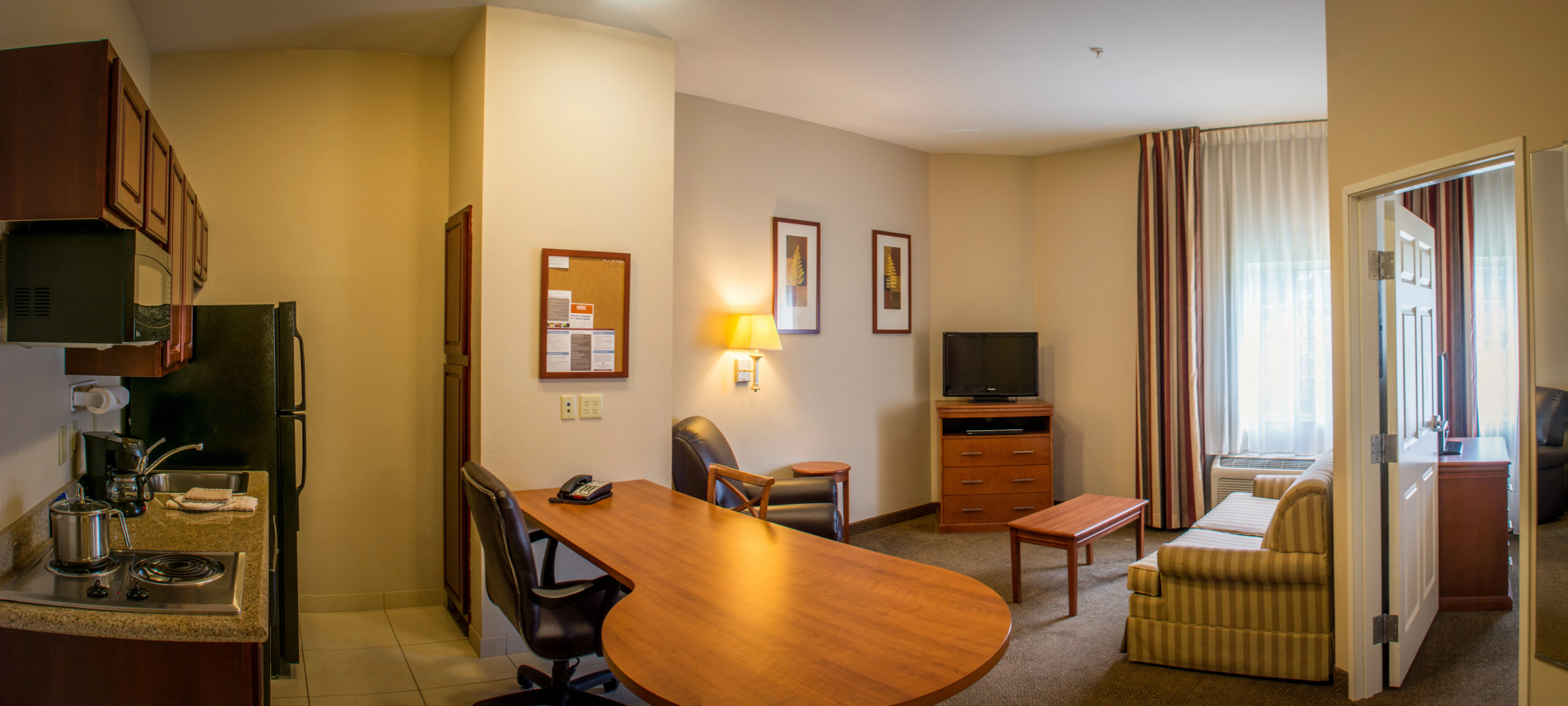 Candlewood Suites Airport by IHG