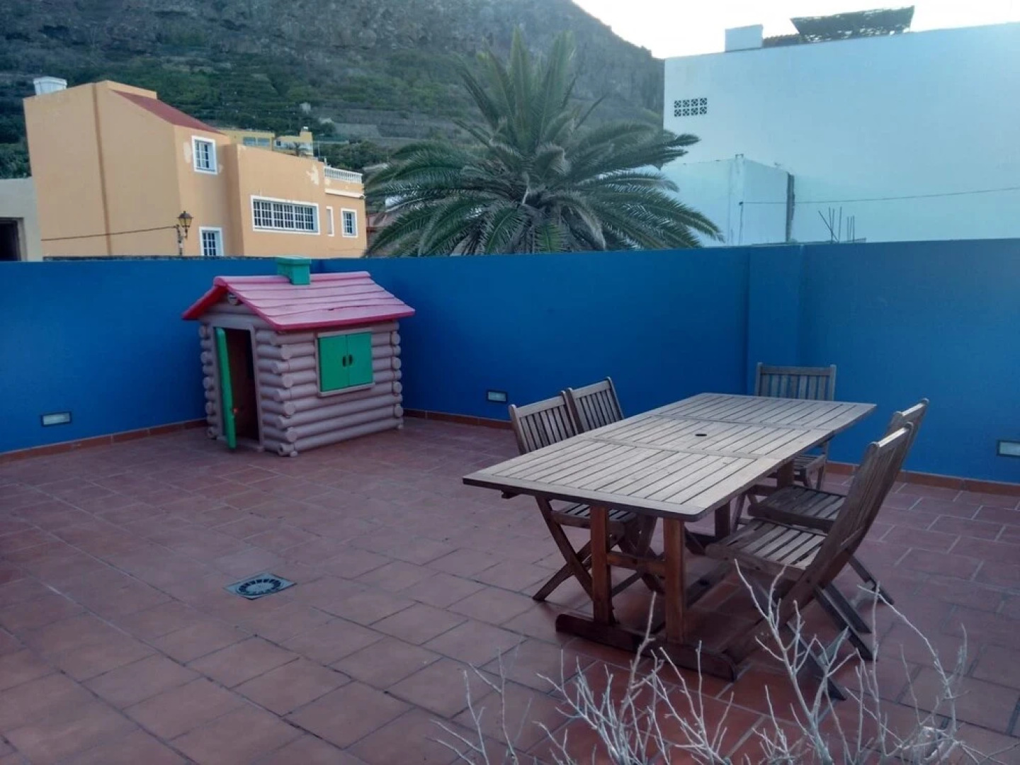 Live Las Aguas House