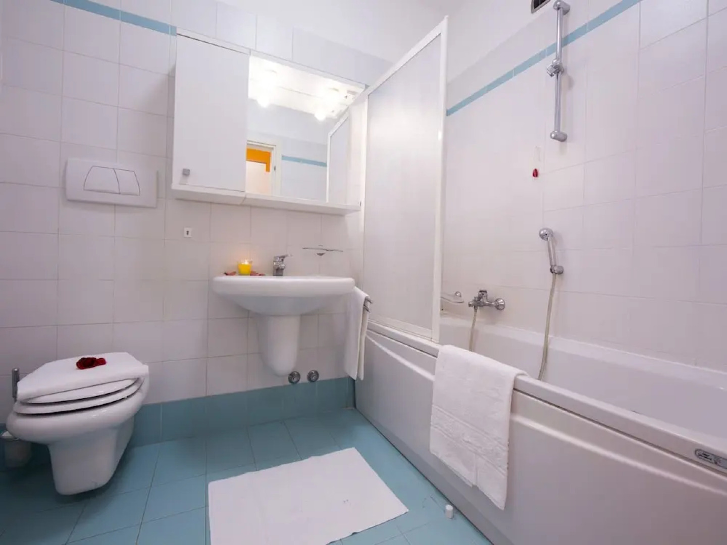 Modern and Cozy Furnished Apartment With one Wifi