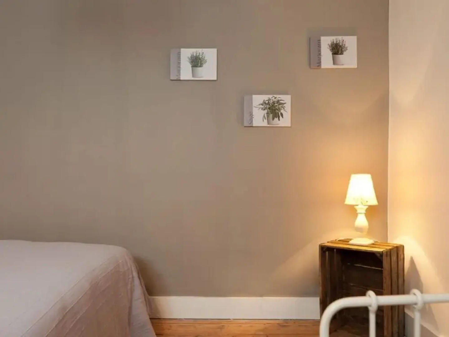 Countryside Retreat, Gerin