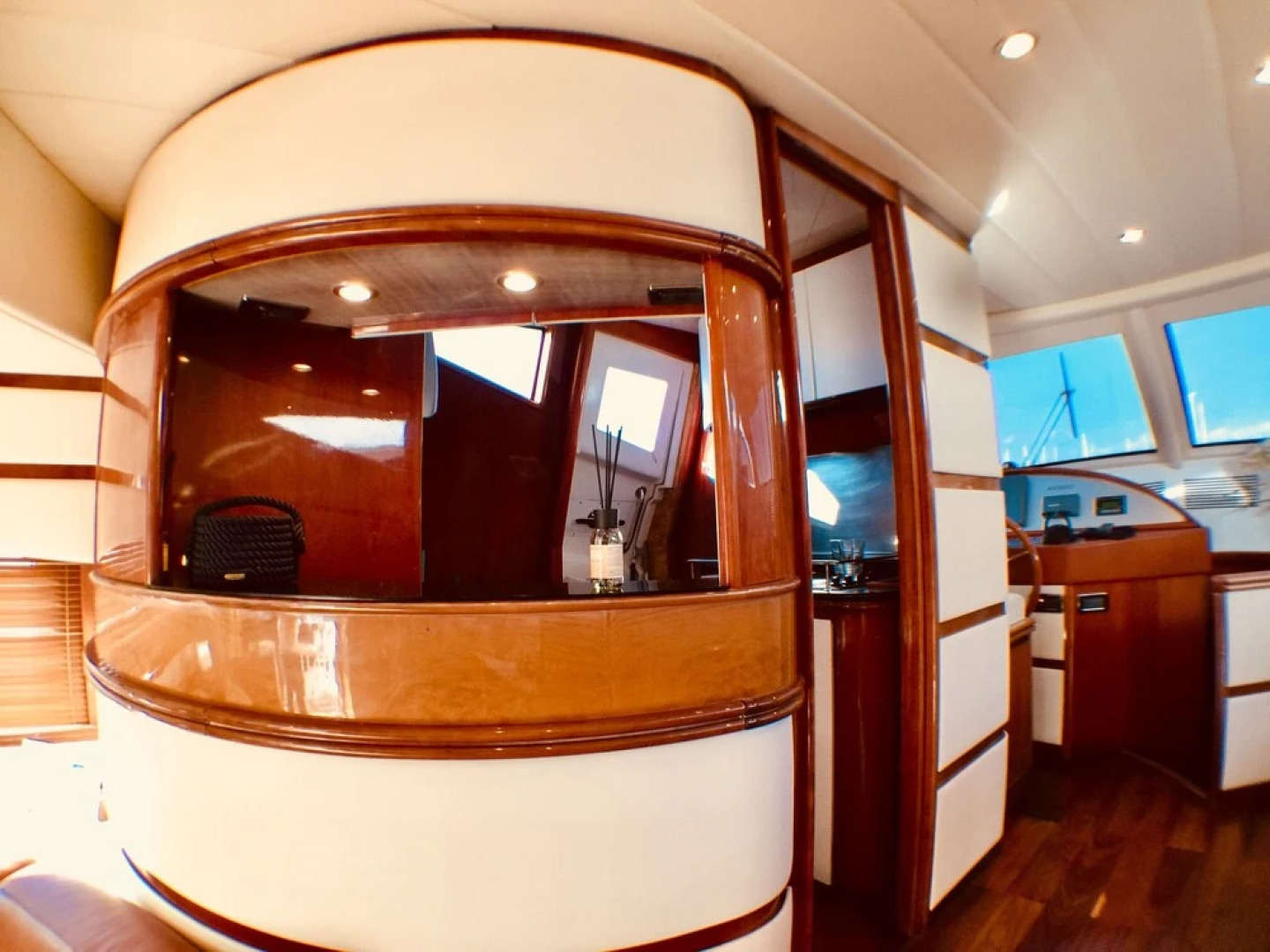 Easyacht Boat & Breakfast