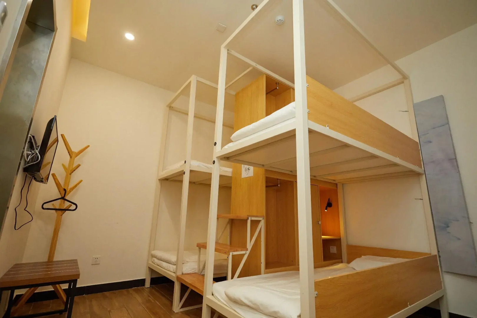 Shanghai Meego Youth Hostel