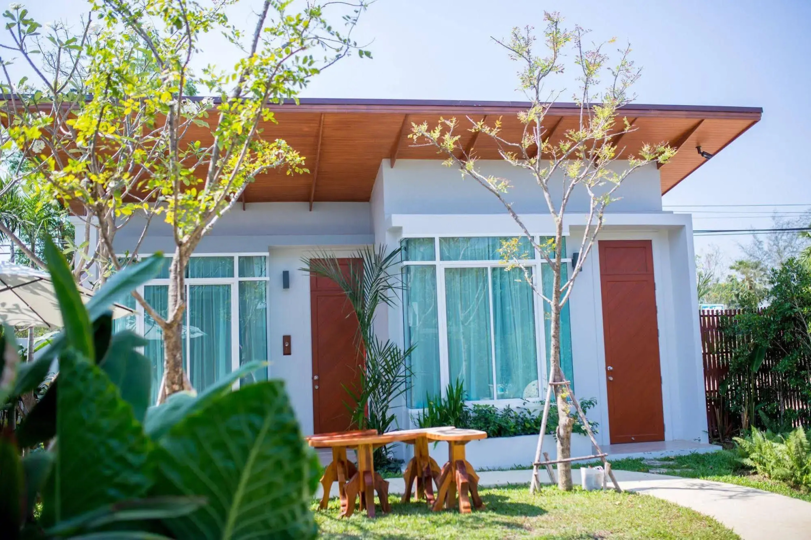 T-Raya Resort PranBuri