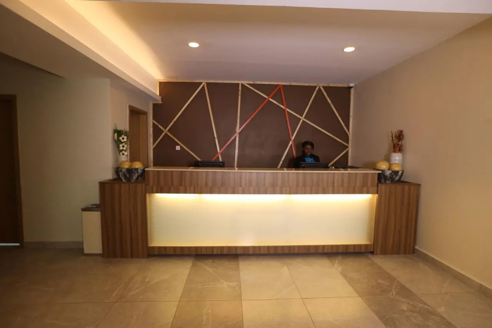 Отель PrideInn Plaza Nairobi Airport