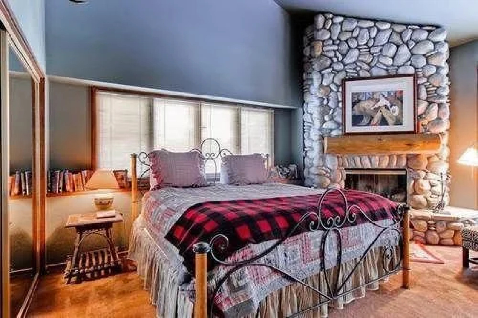 Summit Condominiums in Elkhorn by Alpine Lodging