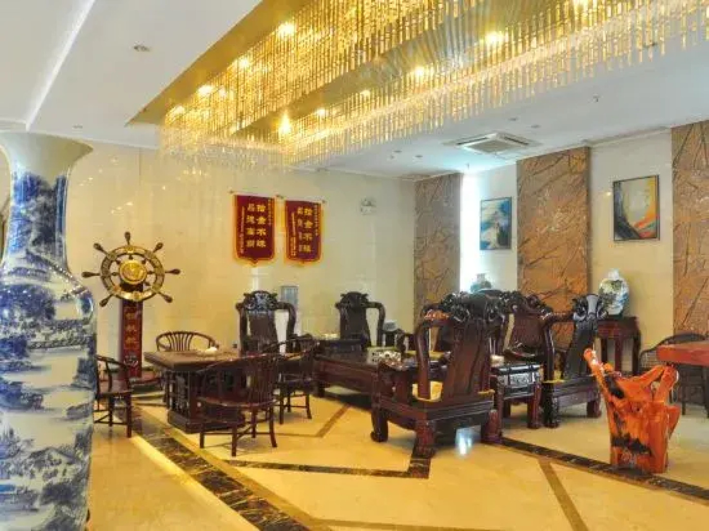 Jiujiang Venice Dynasty Hotel