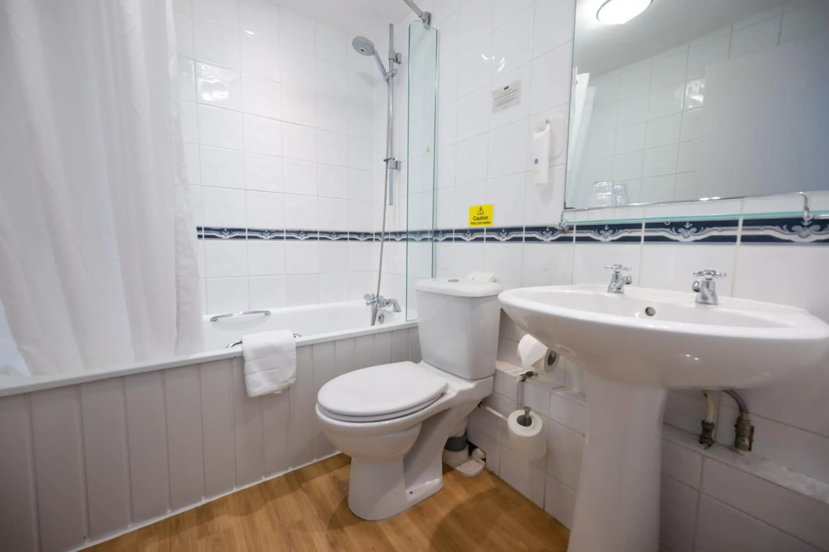 Antelope Hotel by Greene King Inns