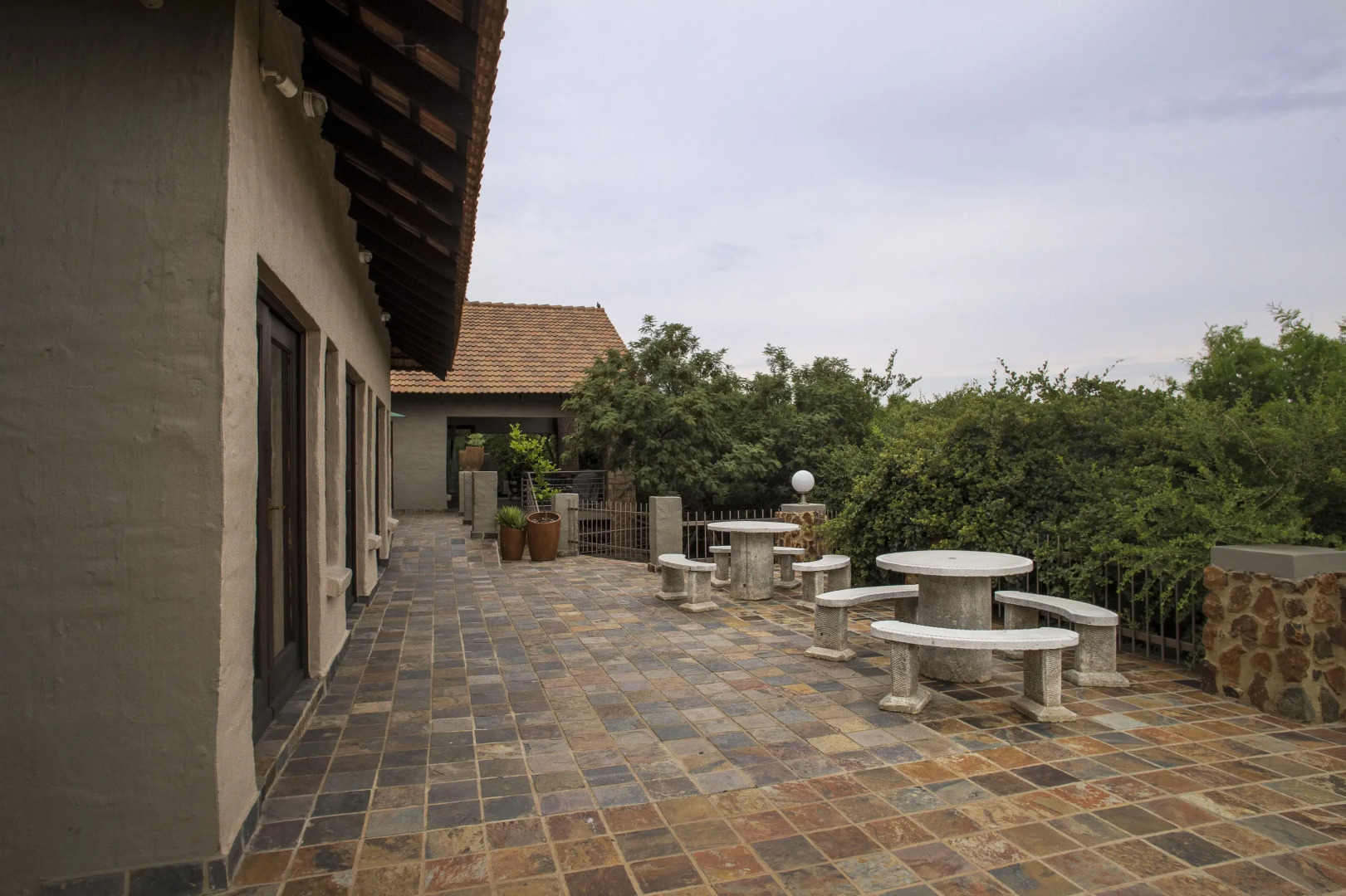 Eagles Nest Estate Guest House
