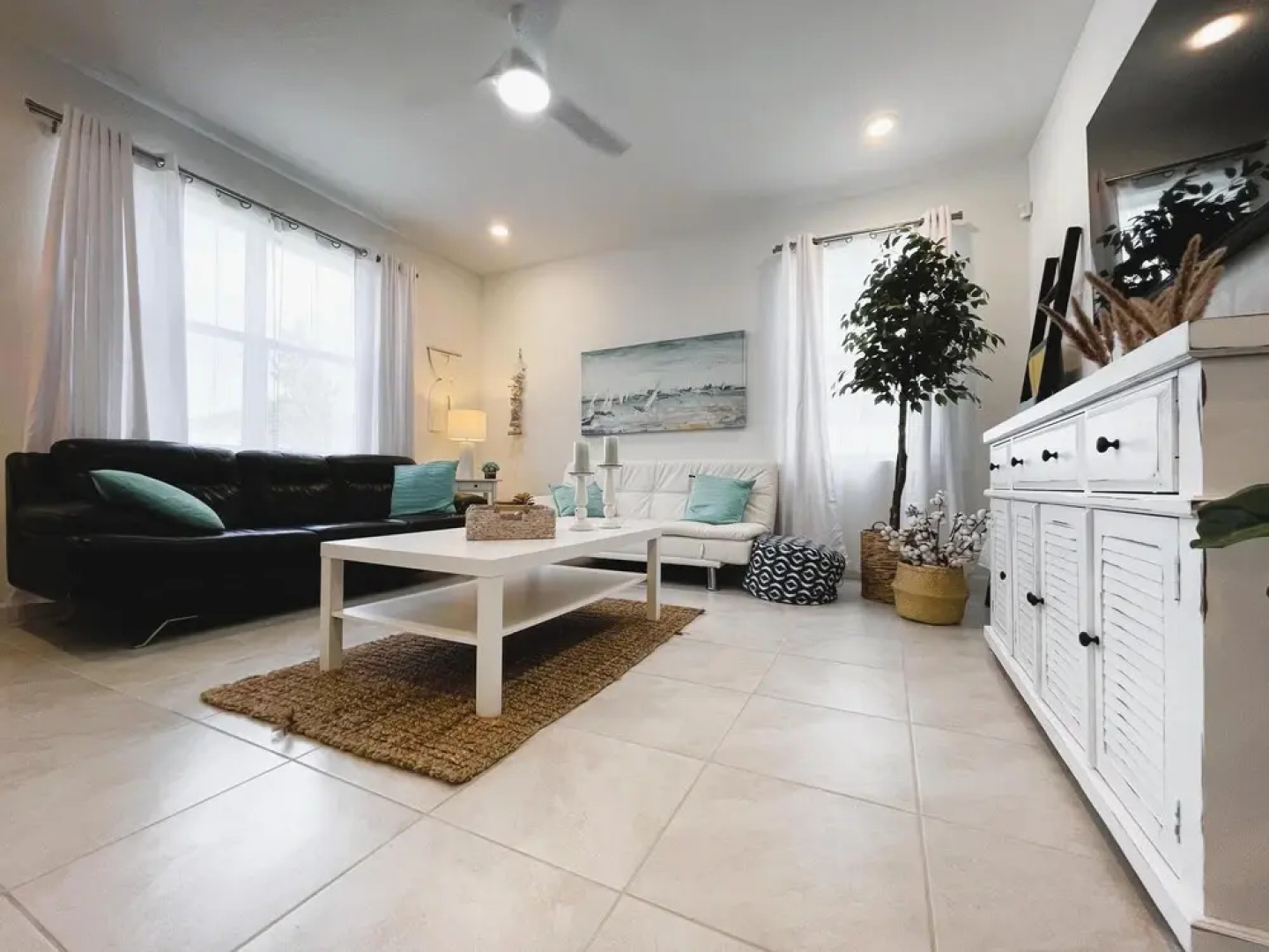 13233 NEW 3BR Beach House Theme Air Base