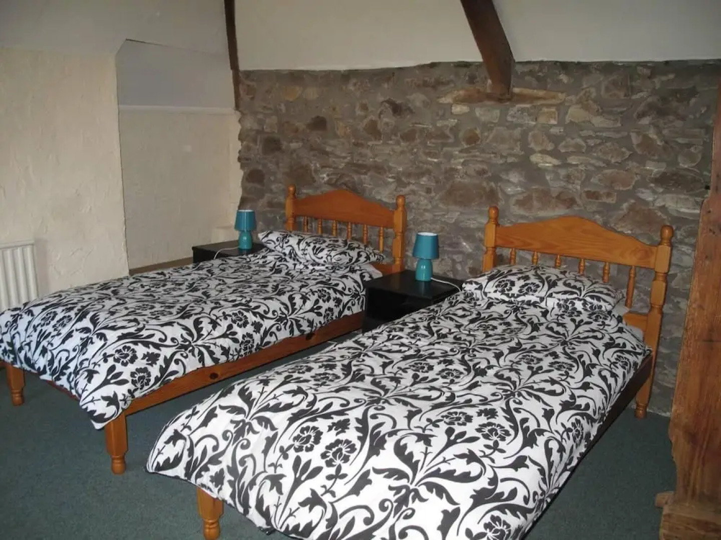 Beautiful Large Rural Cottage Near Pencader