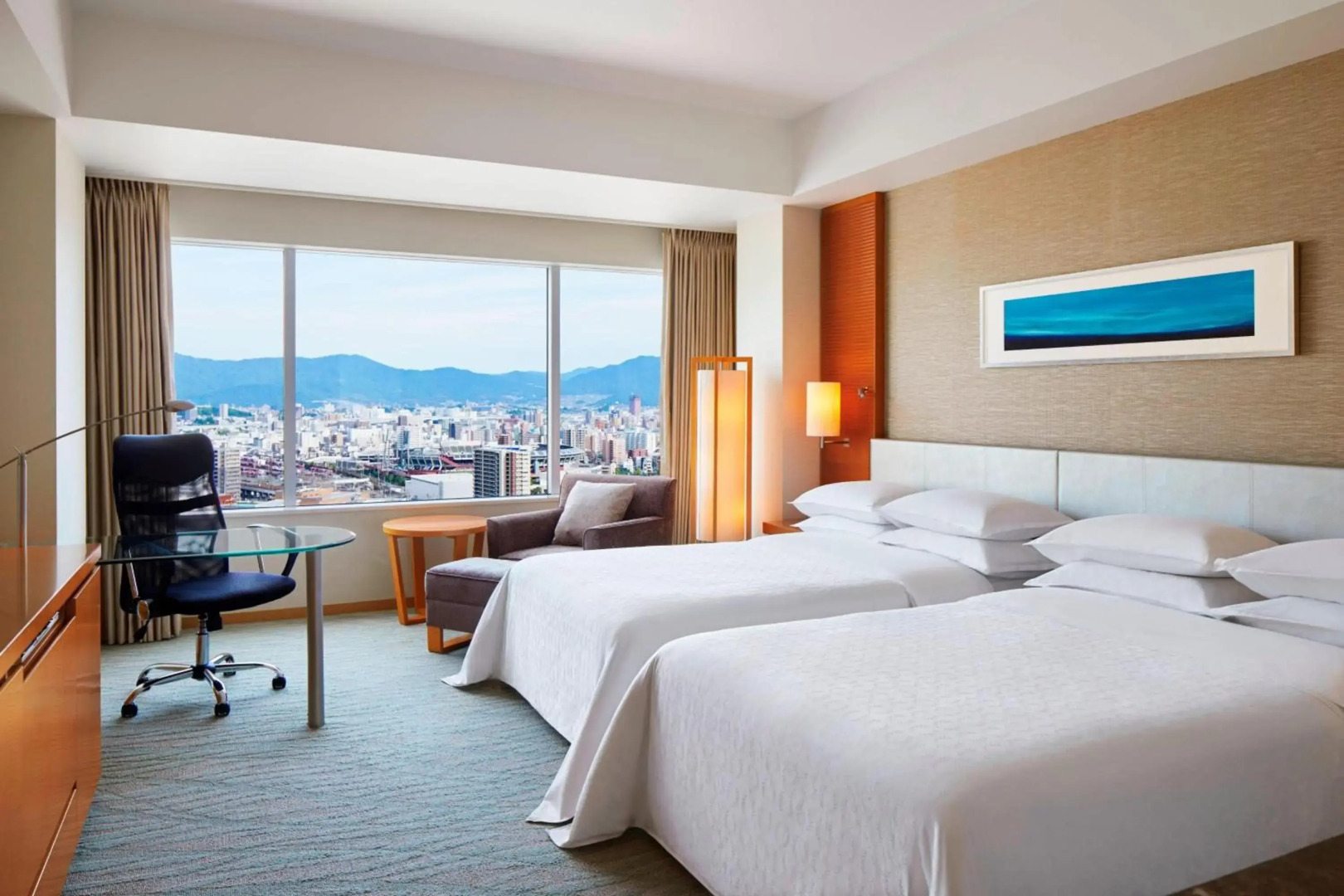 Отель Sheraton Grand Hiroshima
