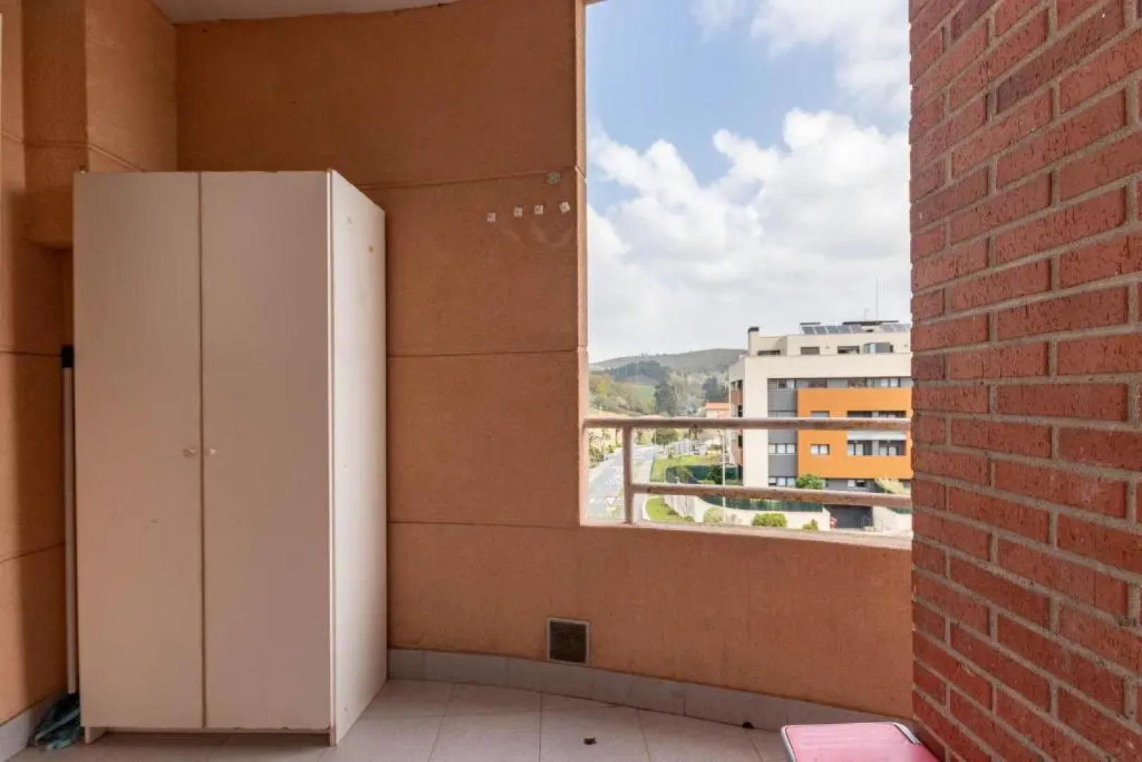 URDULIZ with parking by Aston Rentals