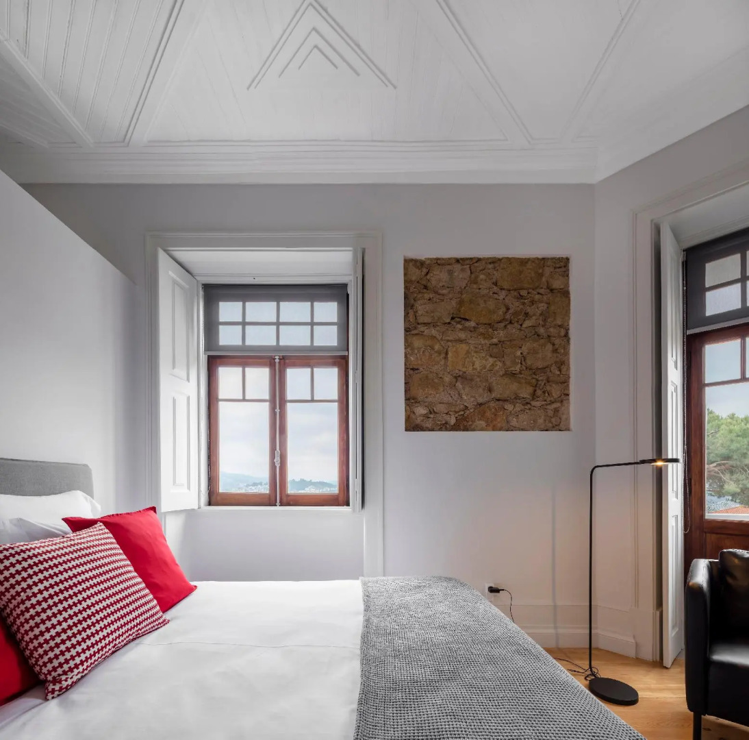 Penedo da Saudade Suites & Hostel