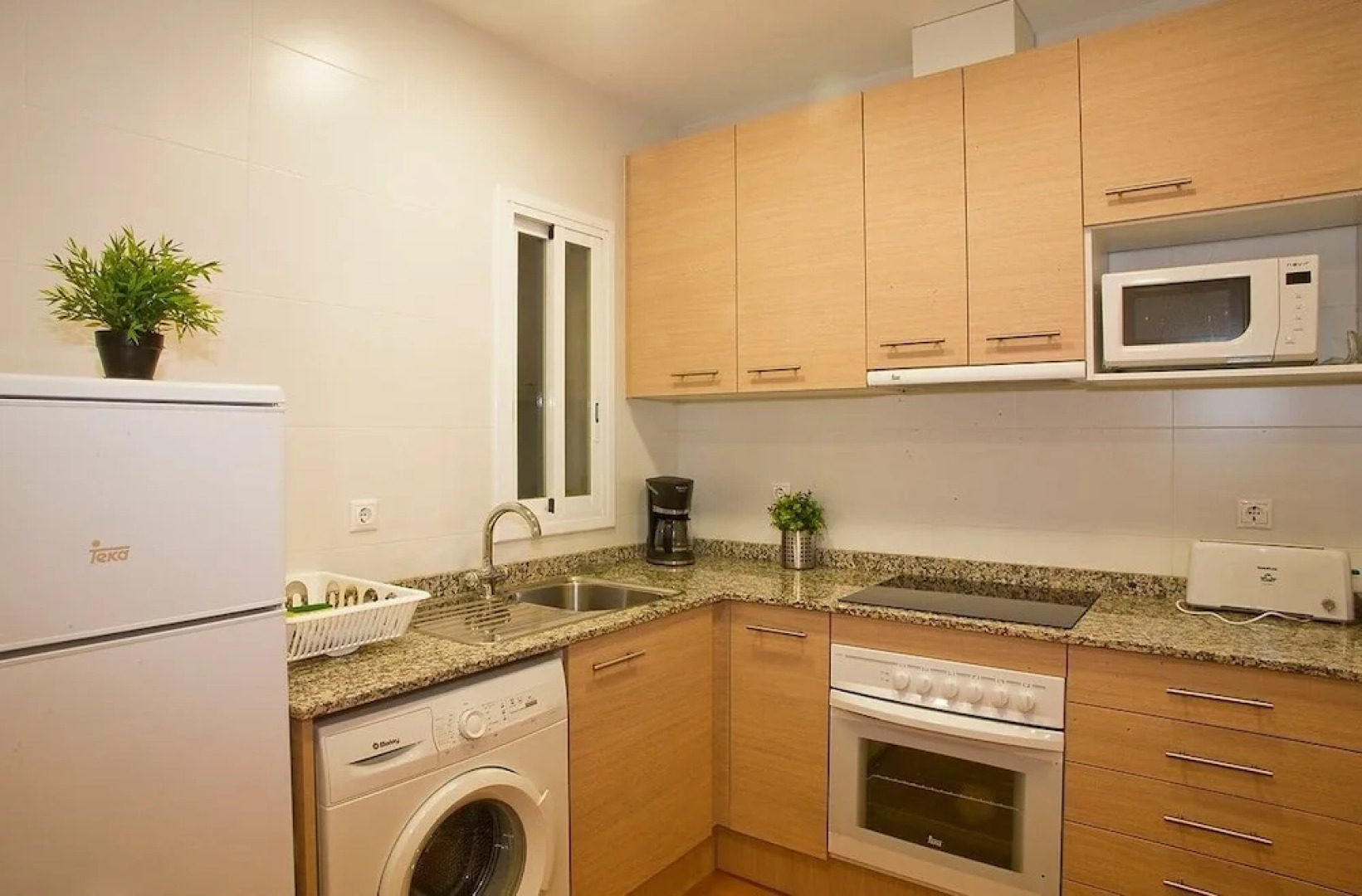 Central Apartment with Terrace