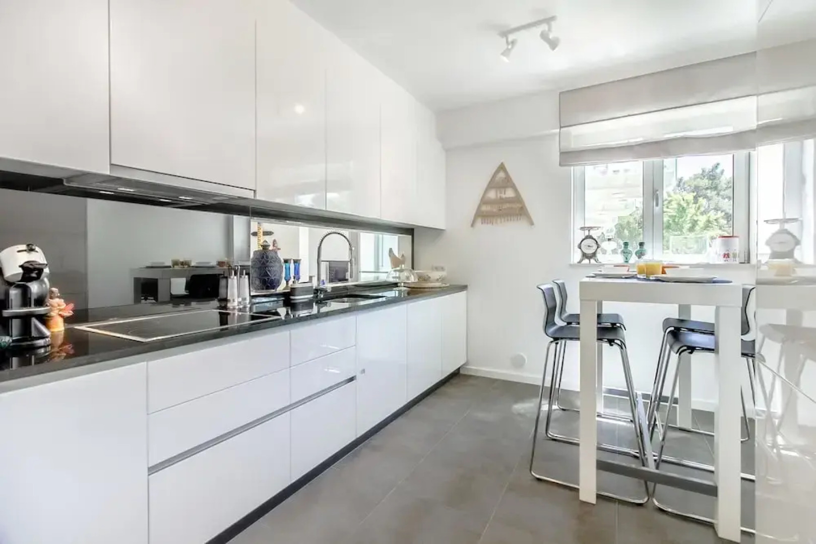 Luxury Beach Experience in Lisbon