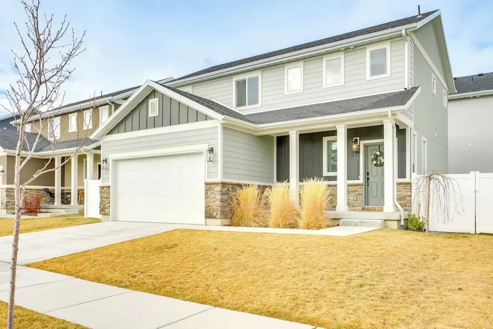 4 Mi to Zions Bank Stadium: Sleek Herriman Retreat