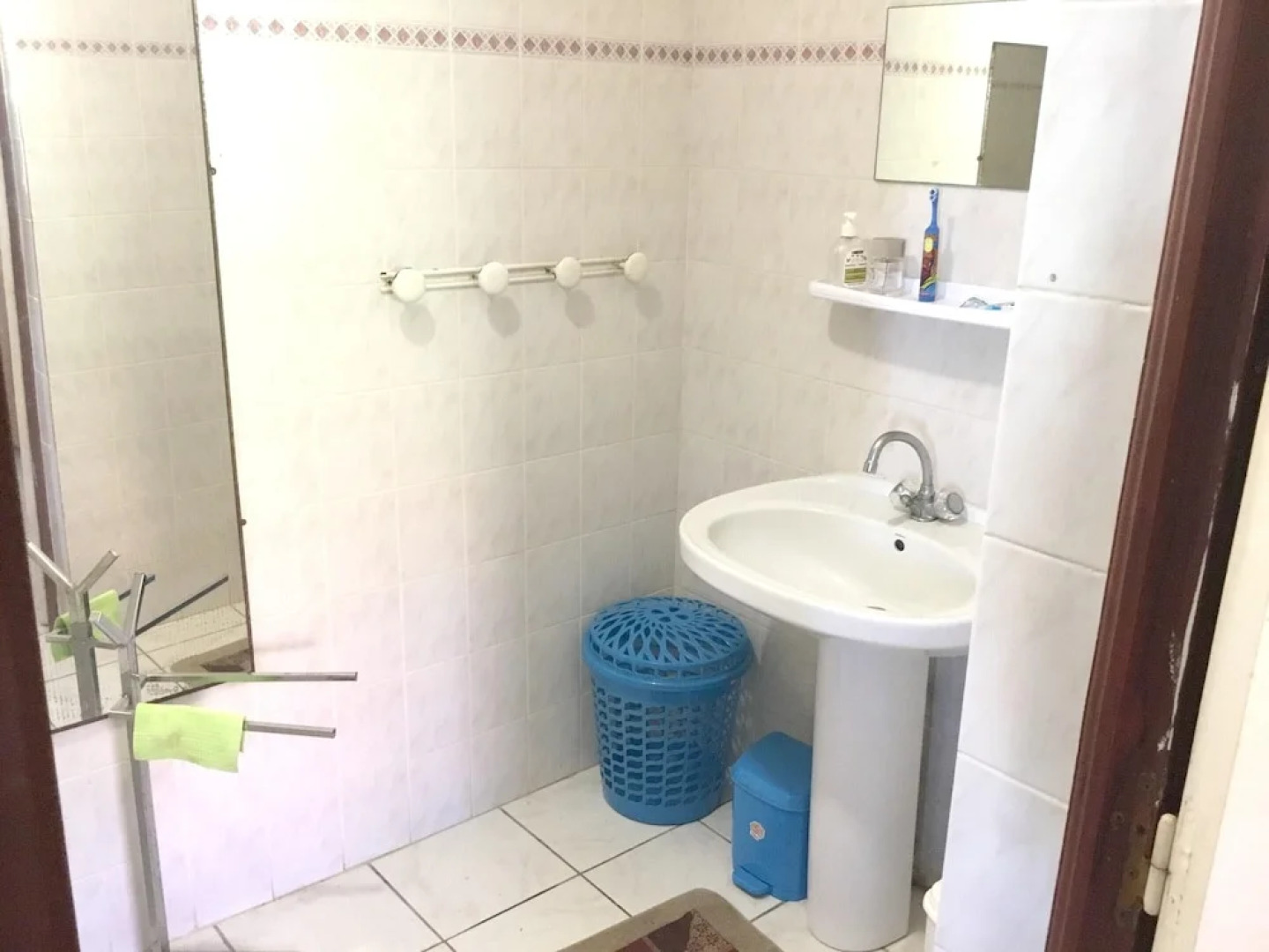 Apartment with 2 Bedrooms in Baie-Mahault, with Pool Access, Furnished Terrace And Wifi - 15 Km From the Beach