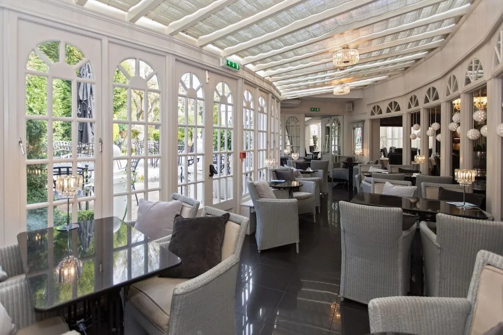 Lord Bute Hotel & Restaurant