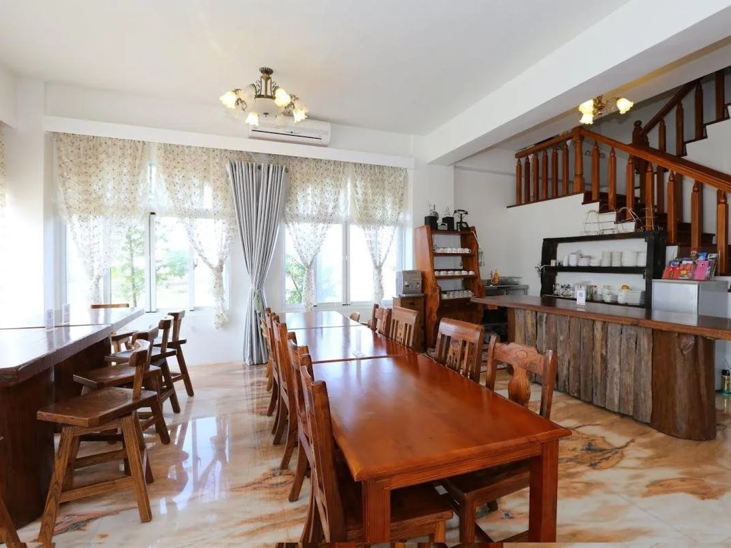 Alps Resort Bed and Breakfast