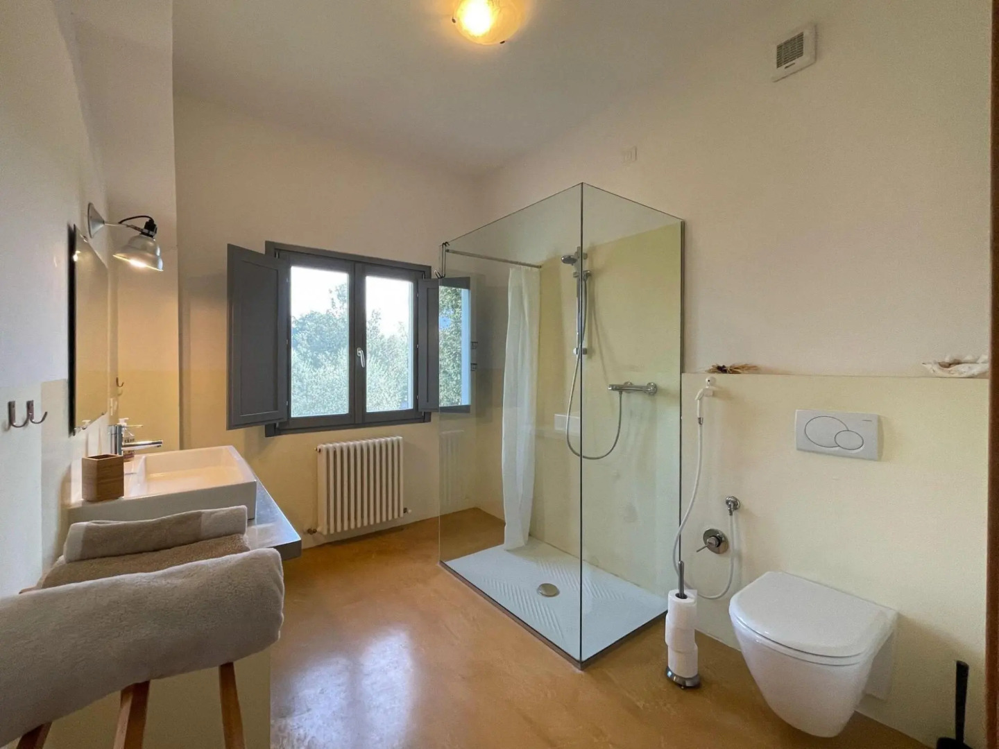 Spacious holiday home in Marche with private pool