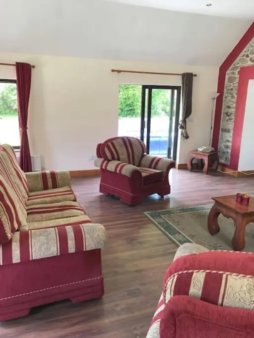 Castlegregory-Seaside 2 Bedroomed Cottage