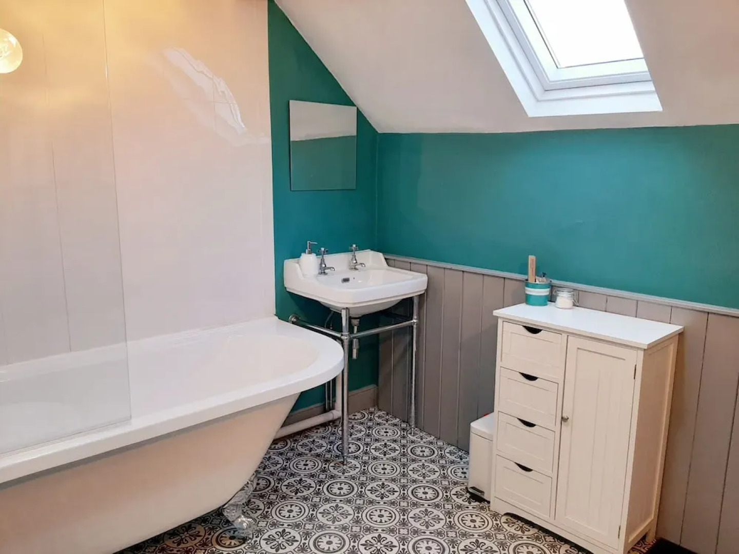 Tŷ Selah, Rugby Ave, Neath