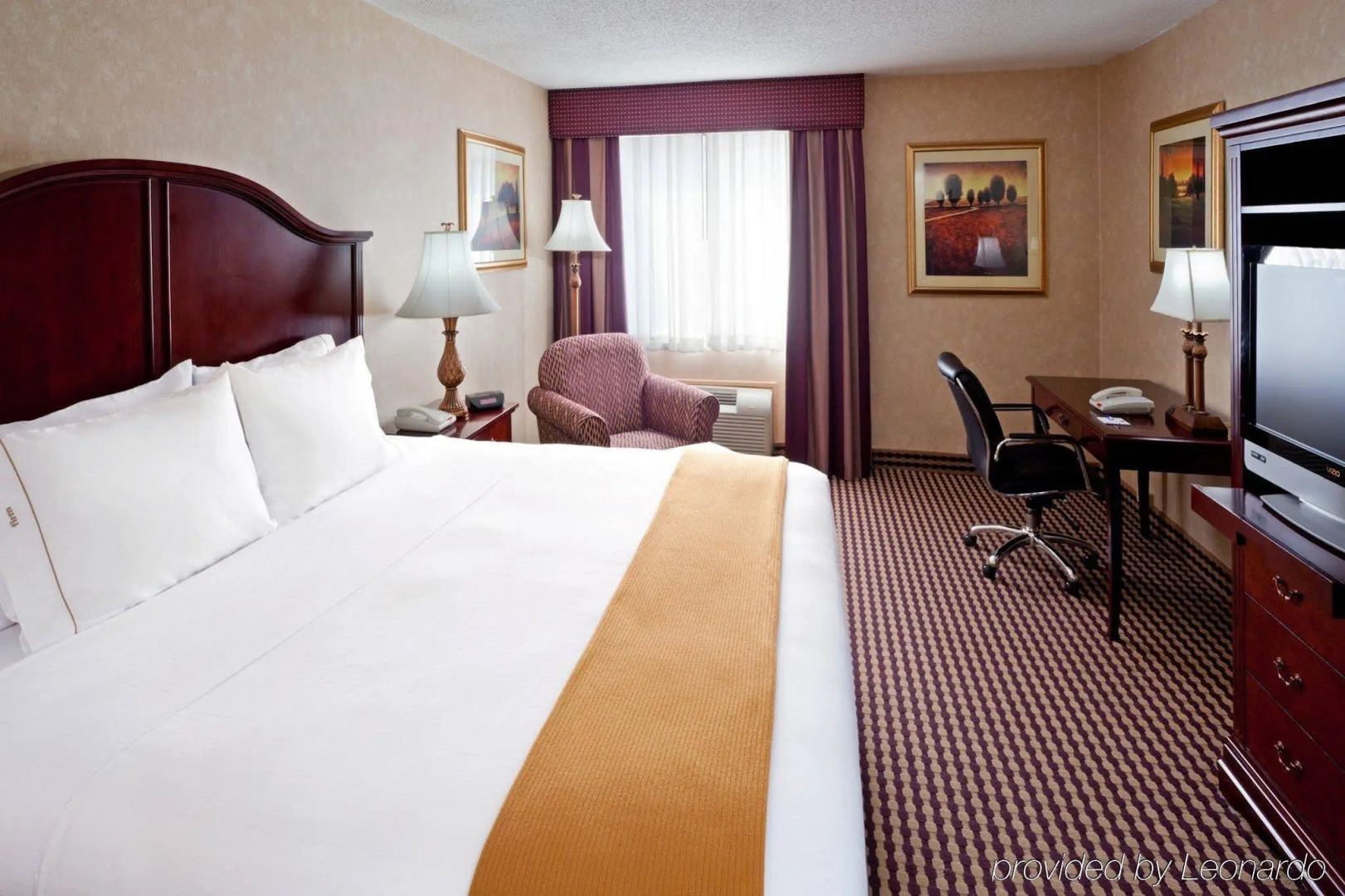 Holiday Inn Express Paramus