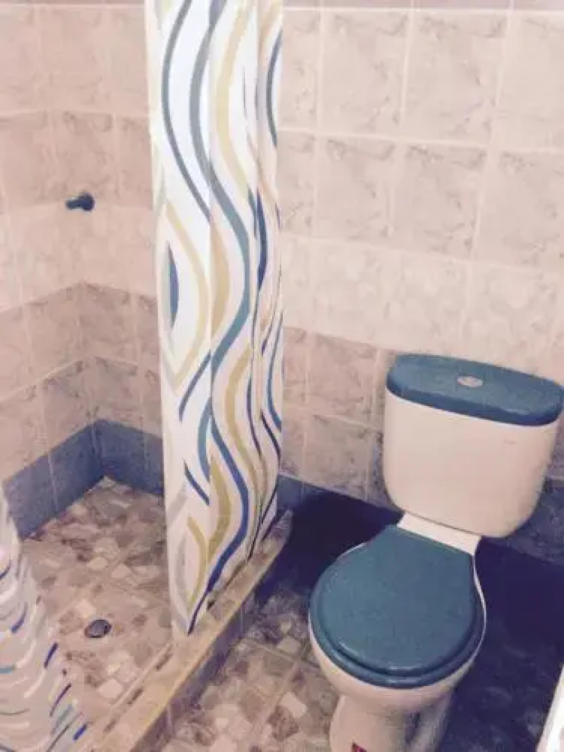 Malu del Rio-Termales