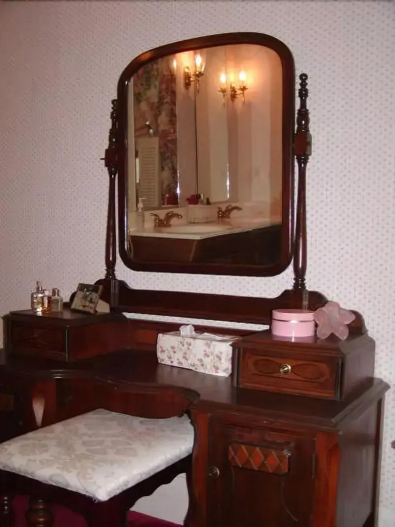 The Inn on the Horse Farm