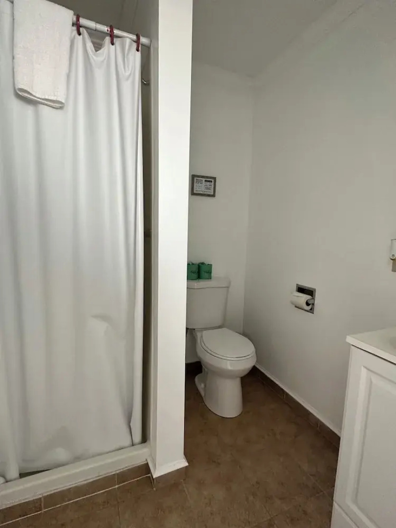 Sandcastle Beachfront Inn