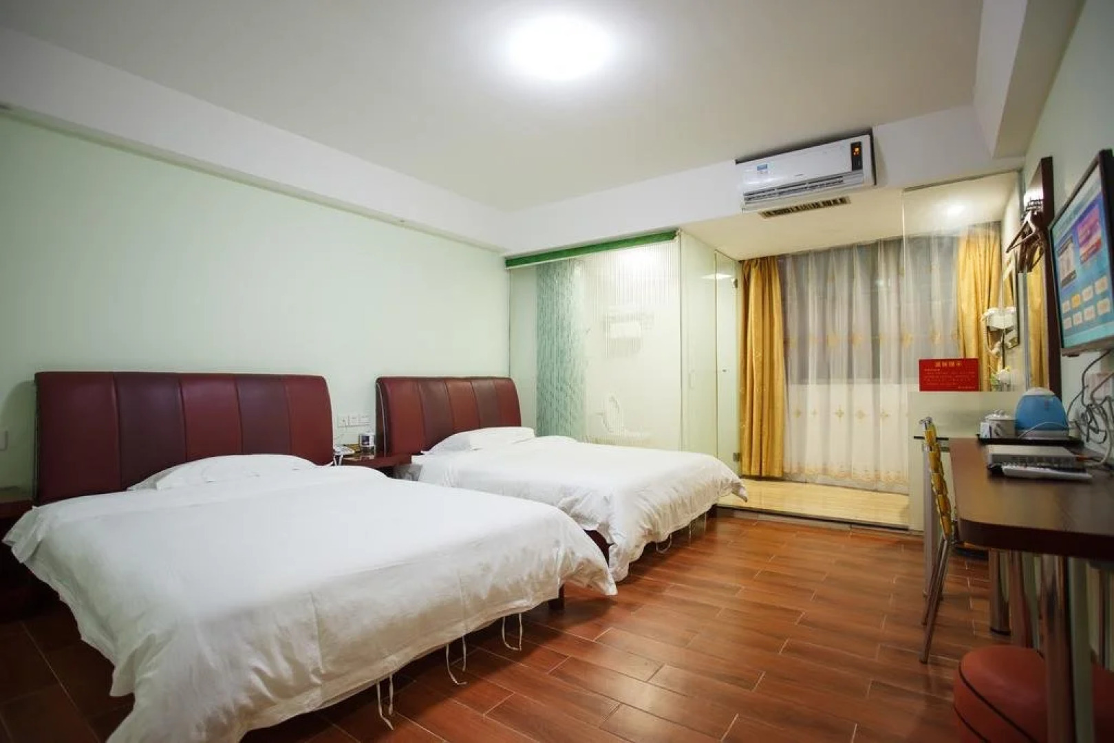 Xiaolanzheng Taihua Hotel