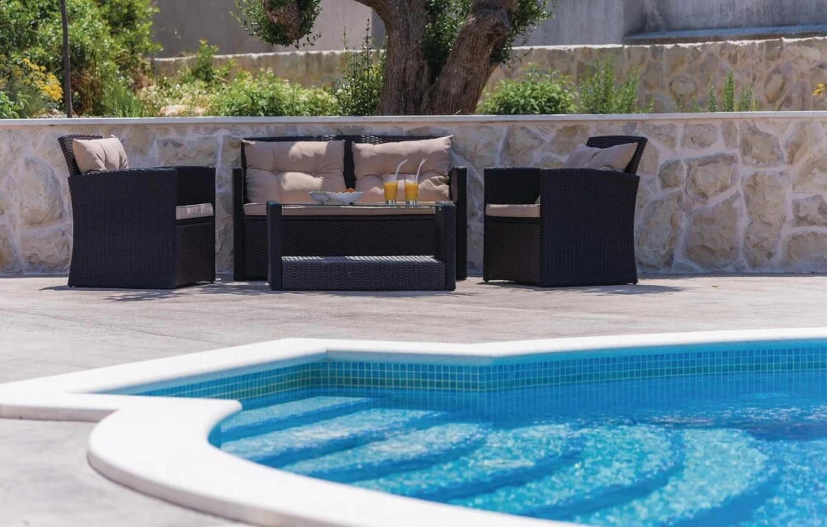 Amazing Home in Rogoznica with Hot Tub, Sauna & 3 Bedrooms