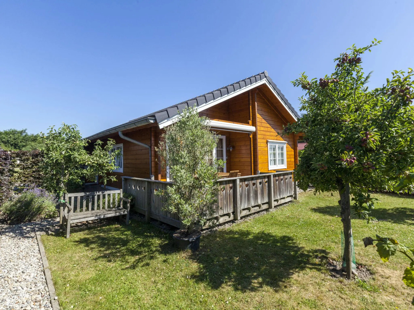 Heavenly Chalet in Sint Annaland with Terrace, Garden, BBQ