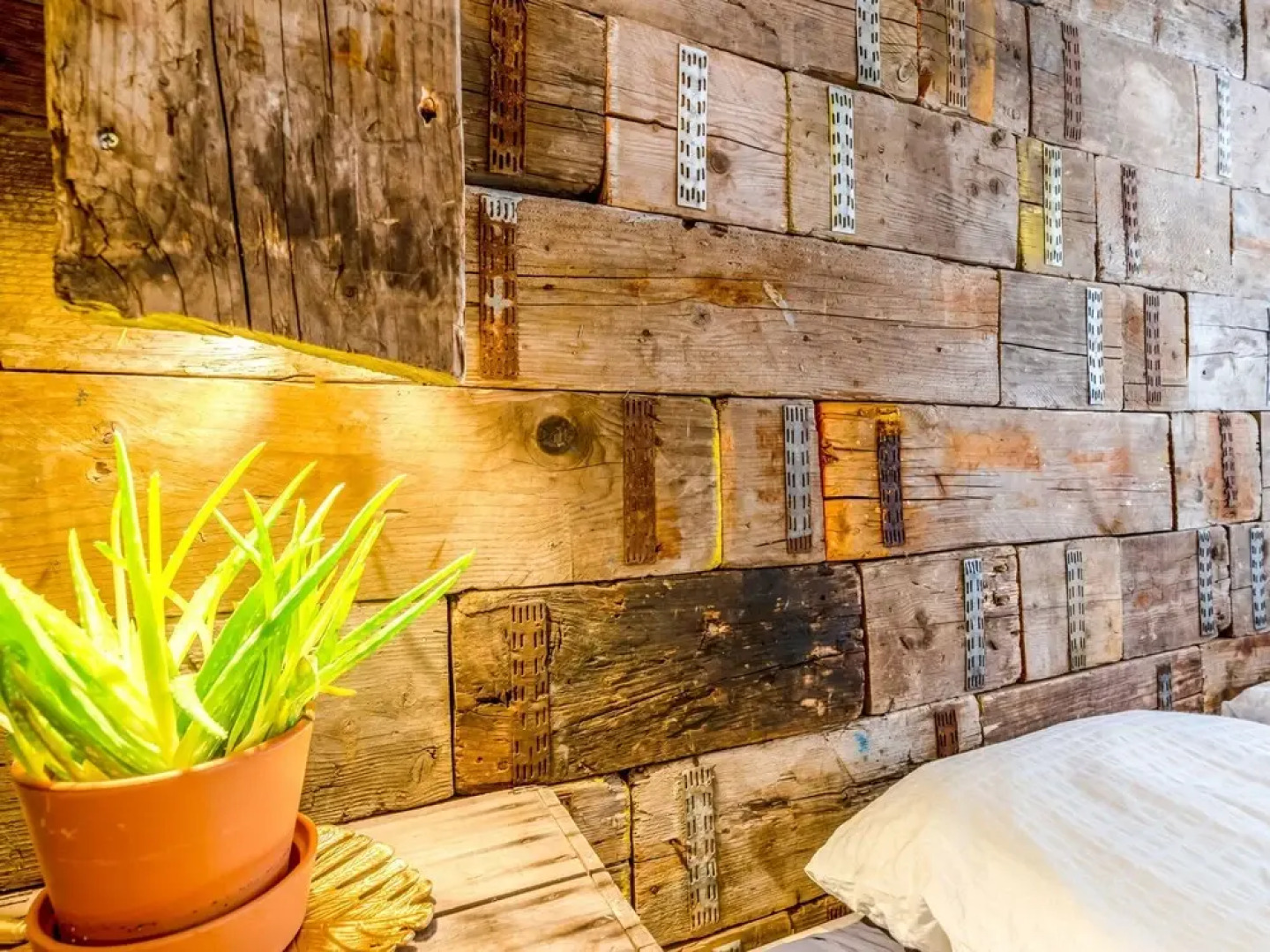 Lavish Holiday Home in Spaubeek with Turkish Steambath