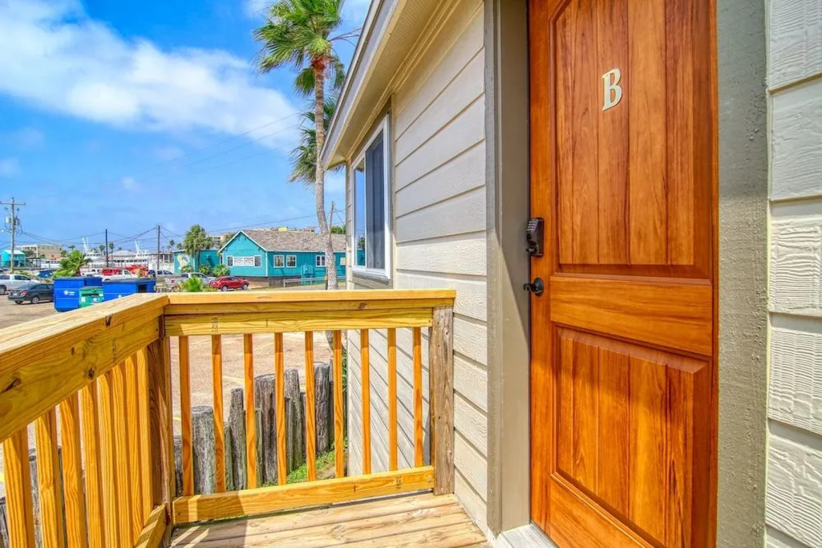 Flat's B - 3 Br Cottage