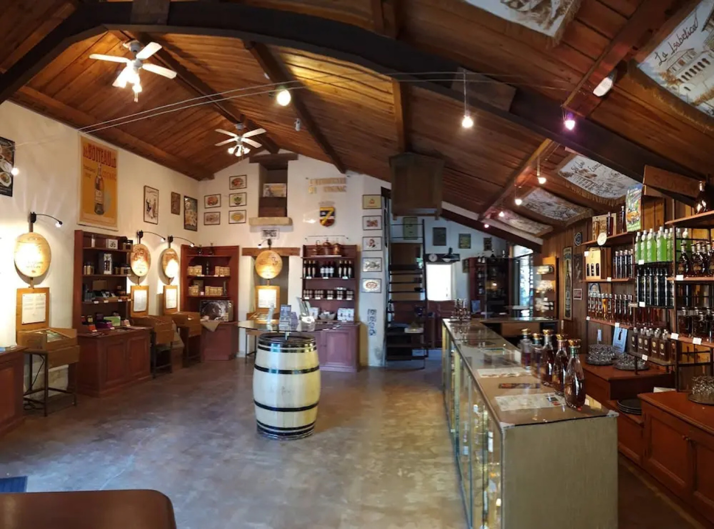 Le Logis Des Bessons