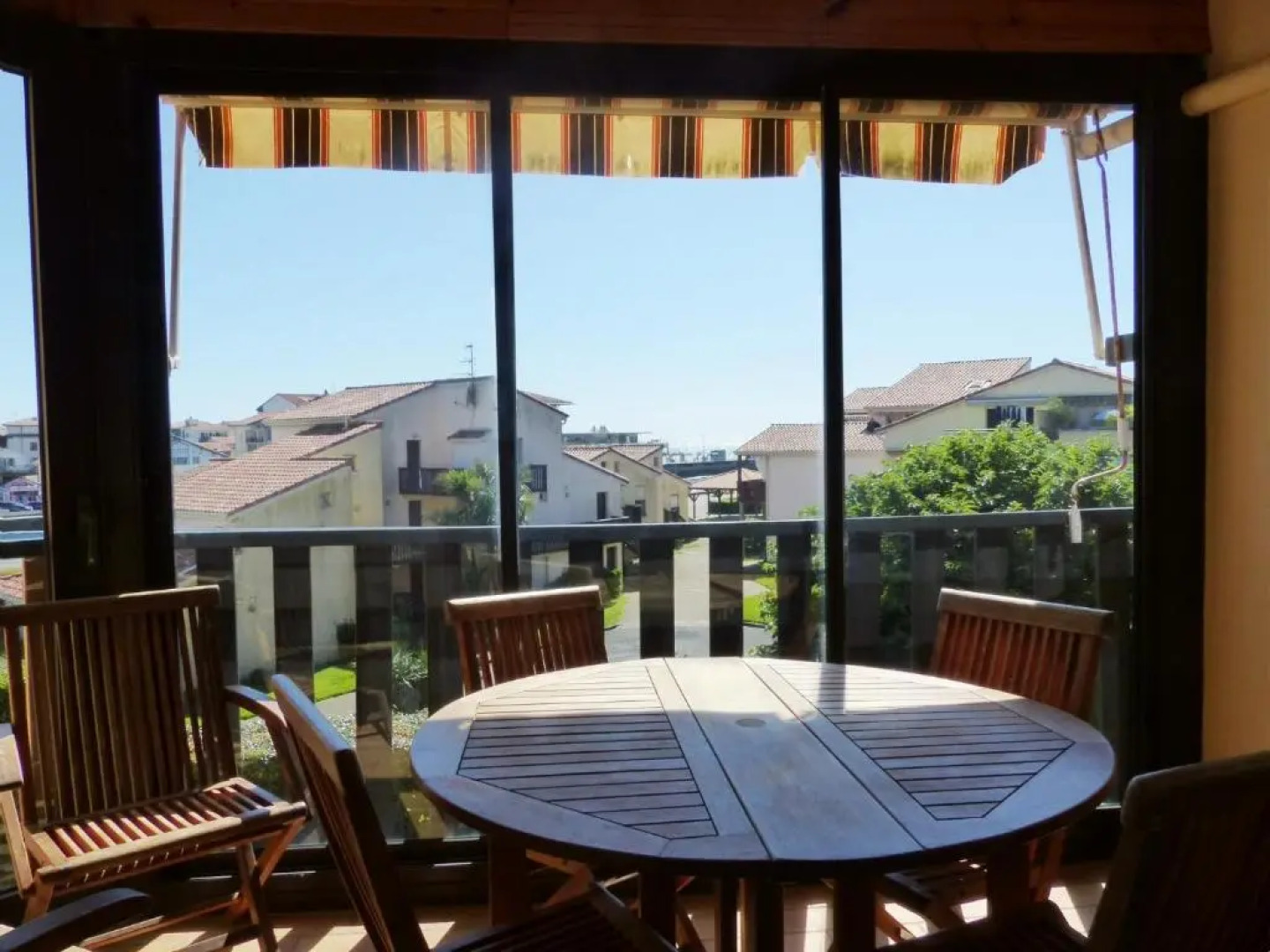 Appartement Avec Piscine En Copropriete Pour 6 Personnes- Residence Notre-Dame du Port