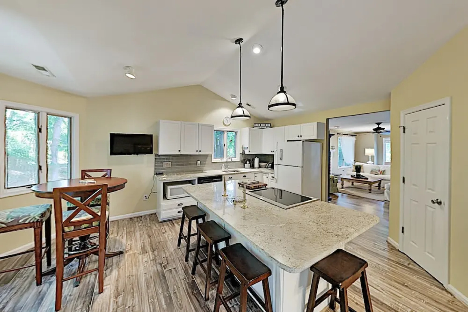 Salt Pond Golf W/ Pools & Designer Style 3 Bedroom Home