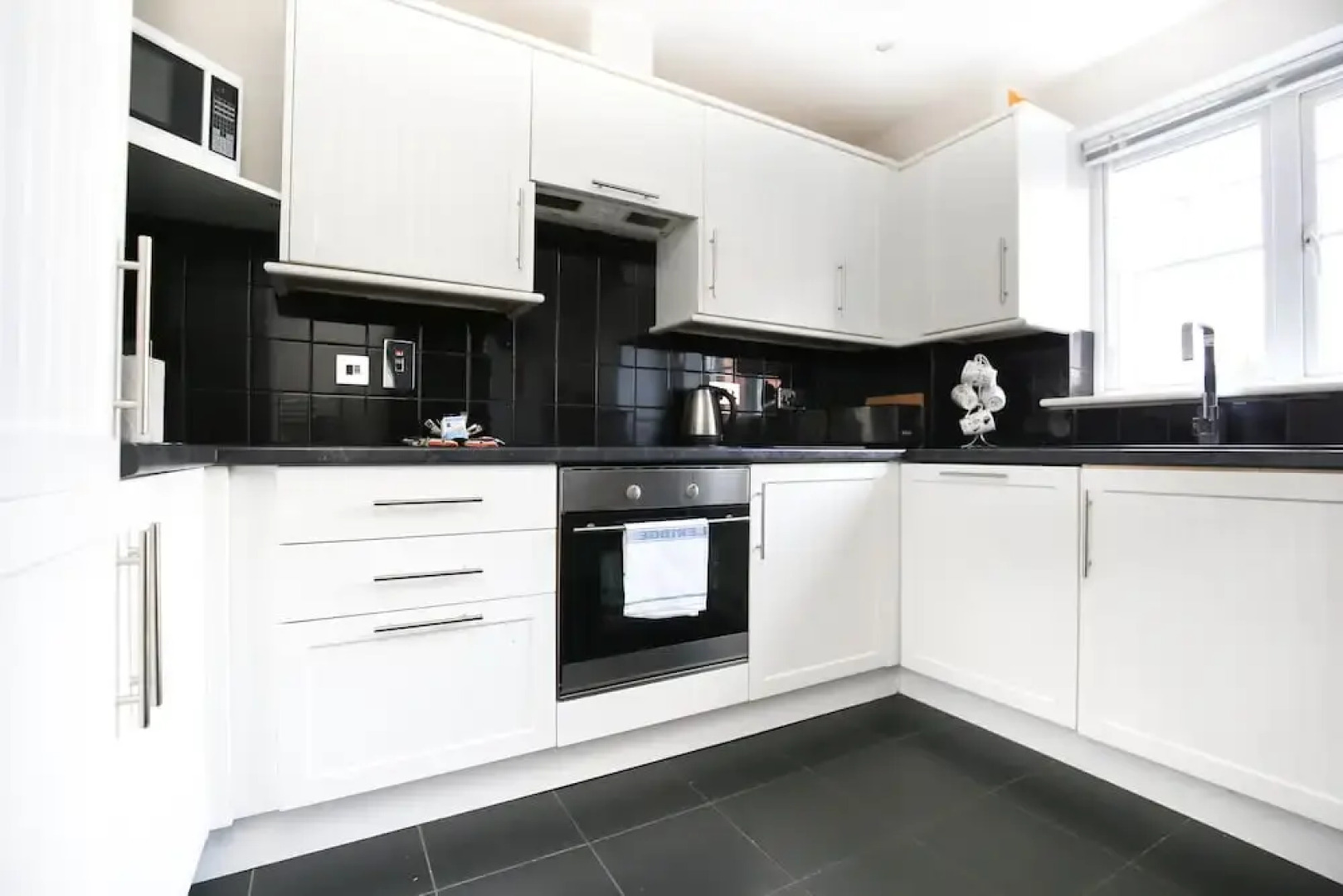 Week2Week Stunning 2 Bed Tynemouth Apartment