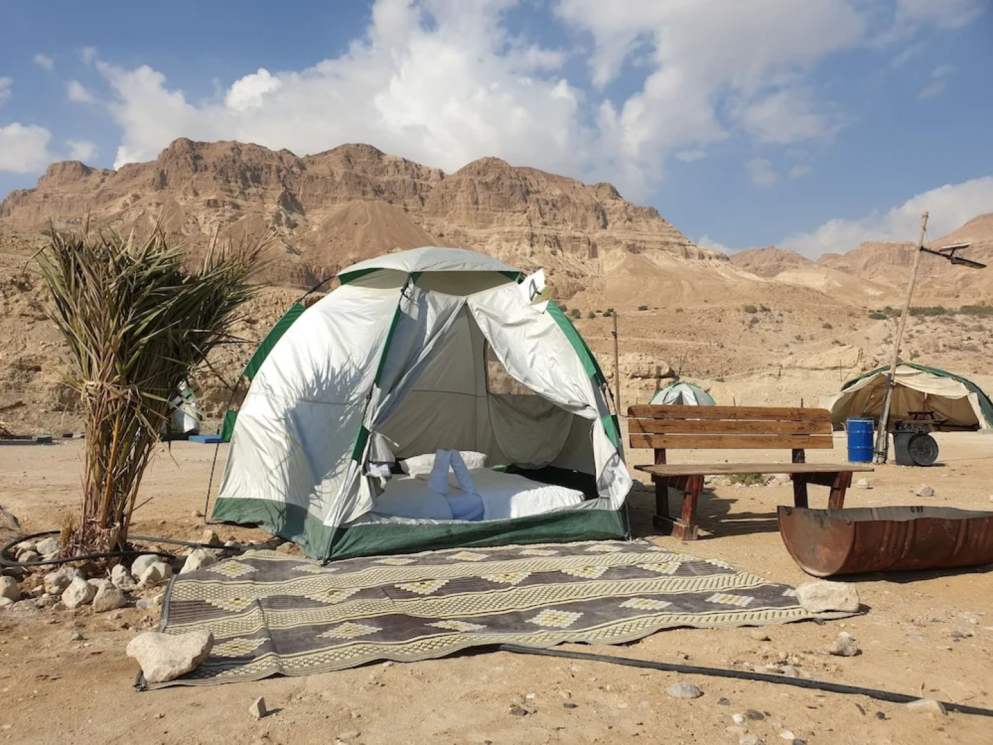 Dead Sea Camping קמפינג ים המלח